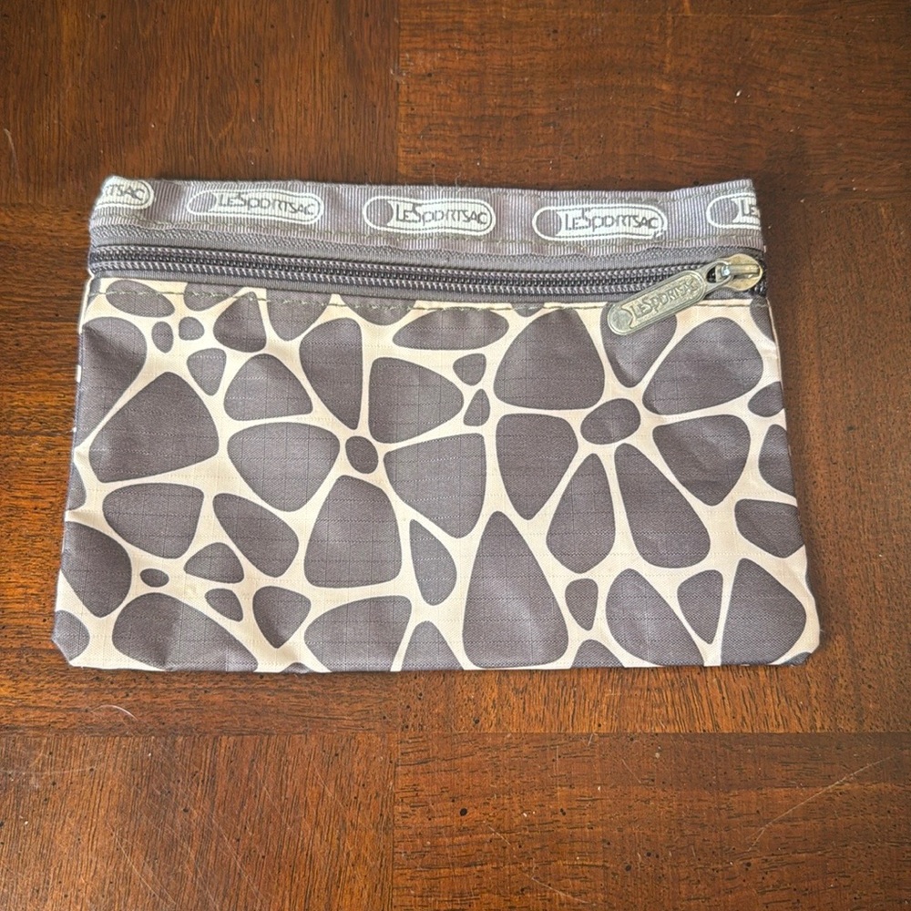 LeSportsac Brown Cream Pebble Small Nylon Cosmetic Toiletry Travel Sportsac